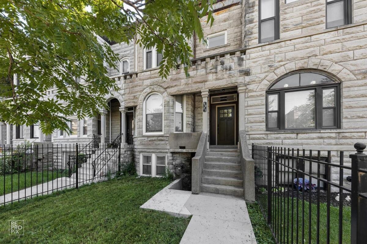 Romantic 3 Bed Home In The Heart Of The Park Chicago Exteriör bild